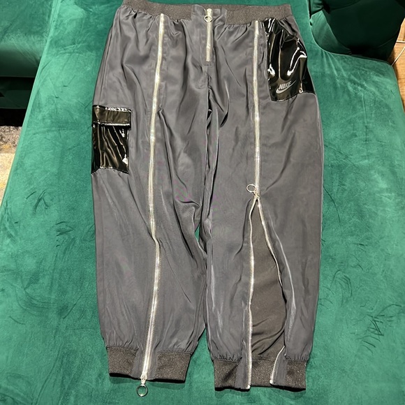 NIKE oversized joggers - Picture 2 of 3